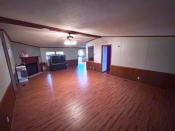 3rd image of 3230 Rex Rd