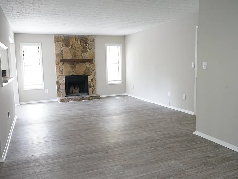 Seven Pines — Photo 26