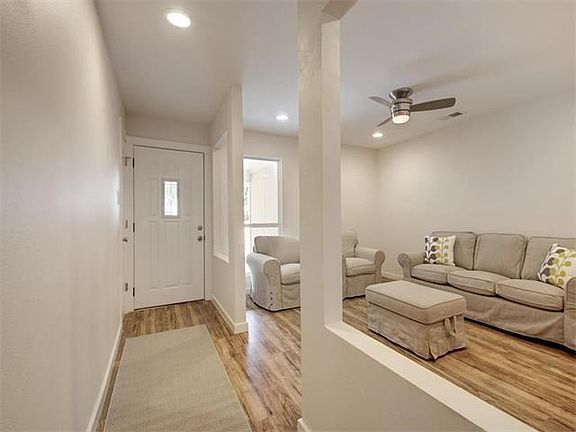3rd image of 5201 Woodmoor Dr