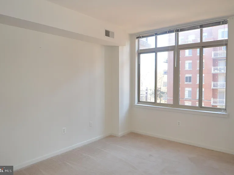 4490 Market Commons Dr #412 — Photo 13