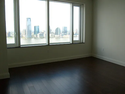 Rented by M Properties | media 52