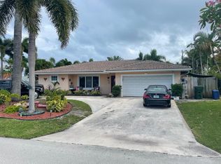 498 NE 25th Ter, Boca Raton, FL 33431