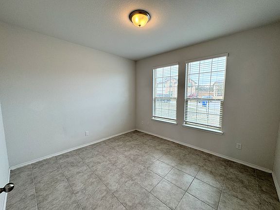 4th image of 1816 Cow House Ct