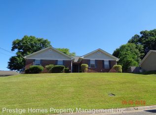 619 Green Dr, Enterprise, AL 36330