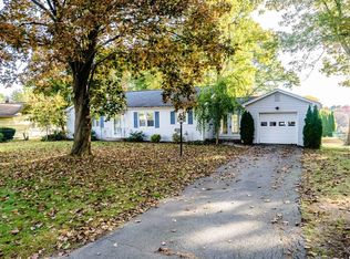 299 Forest Hills Rd, Springfield, MA 01128