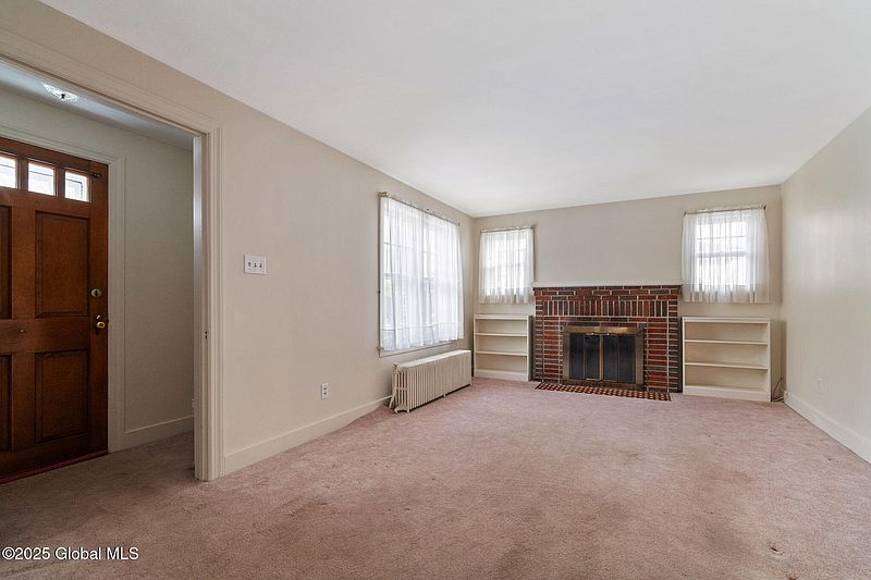 5th image of 1734 Randolph Road