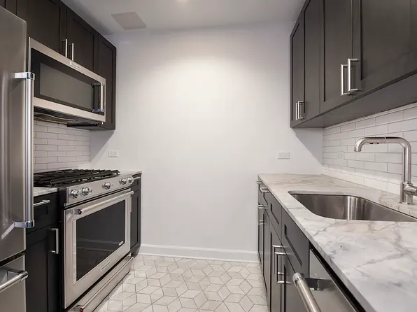21 S End Ave, New York, NY