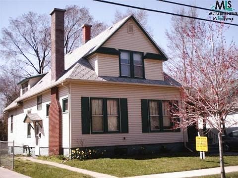 1st image of 7 Grove Park St