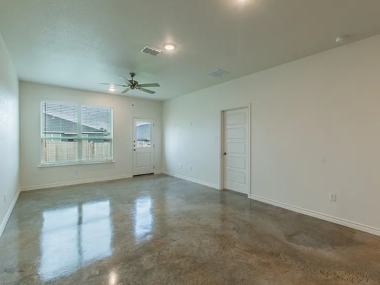 3901 Sugar Hackberry Trl #B — Photo 5
