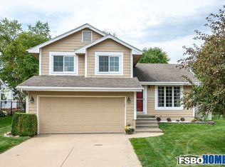 5432 NW 91st St, Johnston, IA 50131