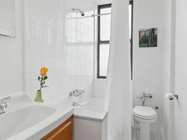 1680 Ocean Avenue image 9 of 13