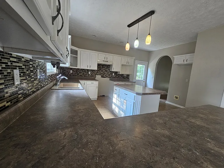 4514 Hopewell Rd — Photo 8