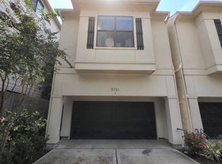 5731 Larkin St #B, Houston, TX 77007