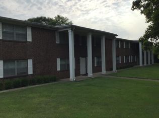 100 McKinley Dr #2A, Camden, OH 45311