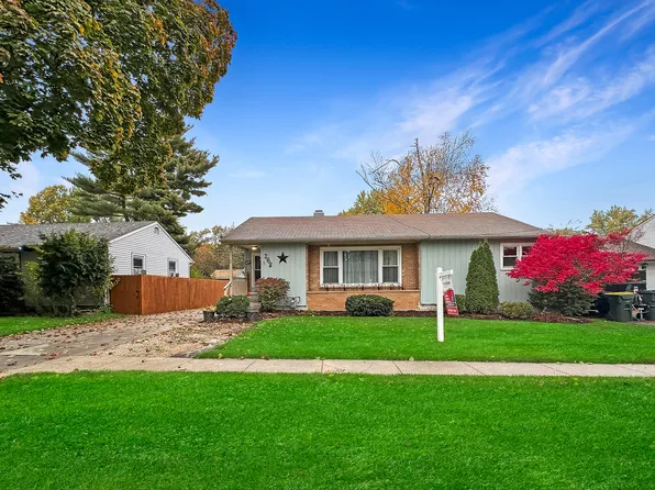 368 Alma Ter, Cary, IL 60013