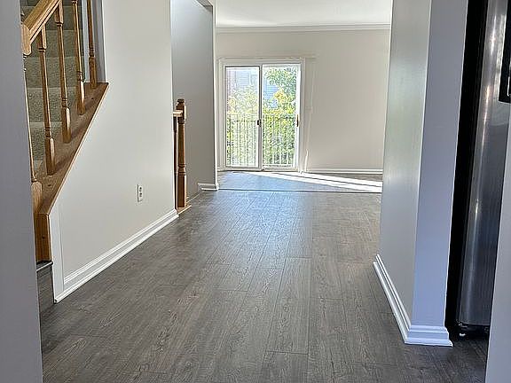 2nd image of 4275 Sleepy Lake Dr