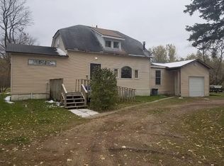 31648 630th Ave, Warroad, MN 56763