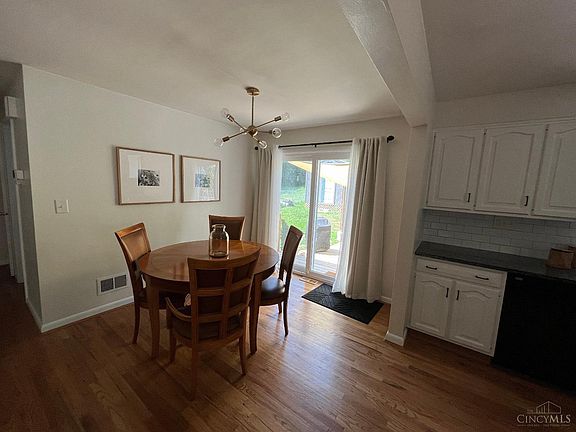 3rd image of 5382 Teaberry Ct