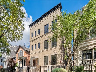 1208 W Wellington St #2, Chicago, IL, 60657