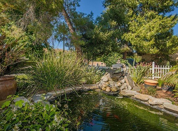 30426 Rainbow View-5