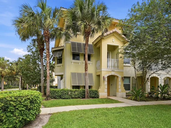 3902 White Peacock Lane, Coconut Creek, FL 33073