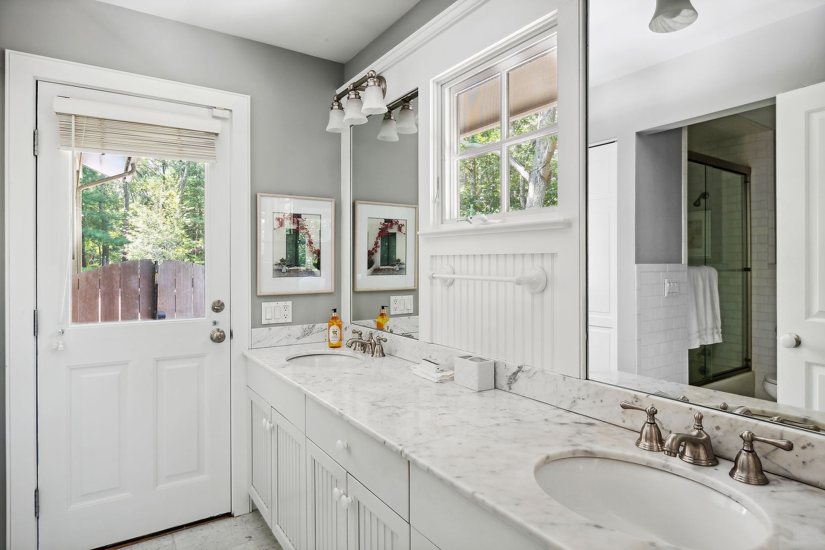  Jr Primary En Suite Bath