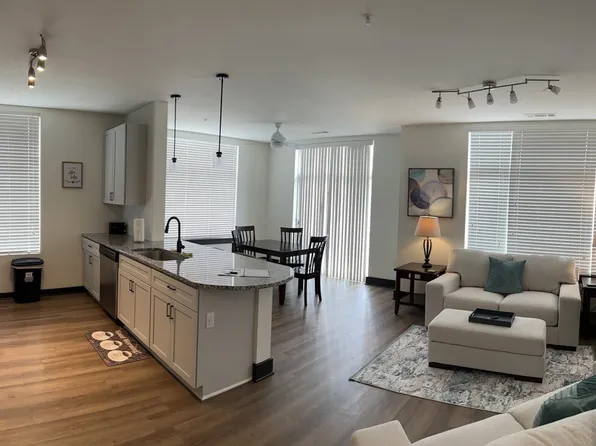 401 W Trade St #Id1344140p, Charlotte, NC 28202