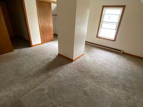 2nd image of 21 Nelson St #3