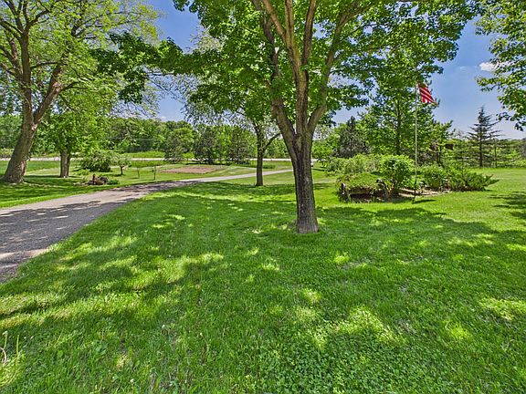 4th image of 38739 County Road 10