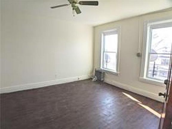 3rd image of 9853 Corona Ave #3