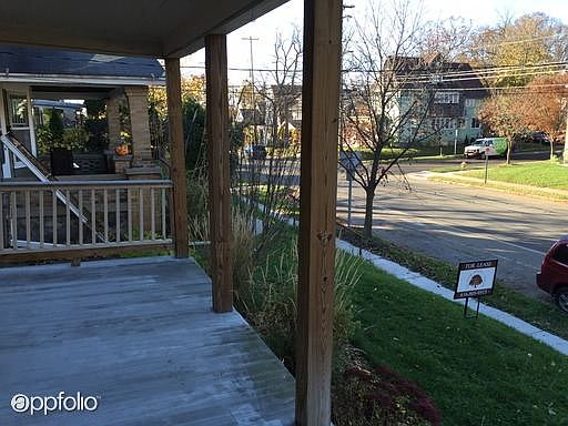 2nd image of 1624 Wealthy St SE