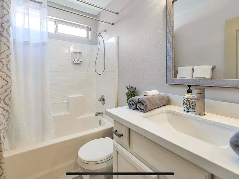 1420 W Flintlock Way — Photo 9