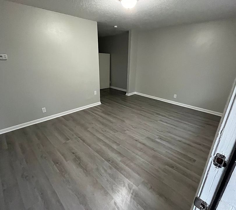 902 N Preston St 3 br / 1.5 ba, 900, Livingston, TN 38570 Zillow