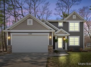 11887 Wabasis Ave NE, Rockford, MI 49341