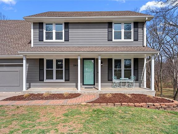 5th image of 2402 SW Springcreek Ct