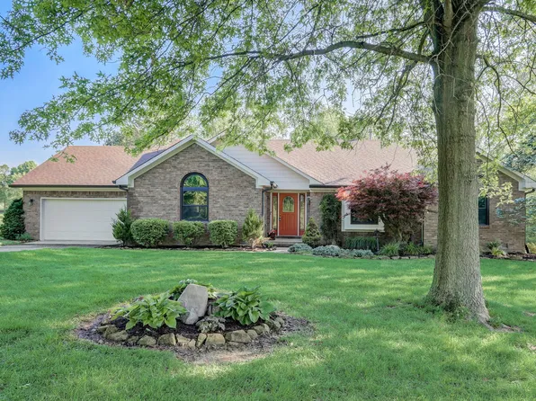9687 N Wanda Ct, Mooresville, IN 46158