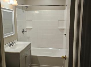 620 S Edgemoor Dr, Wichita, KS 67218