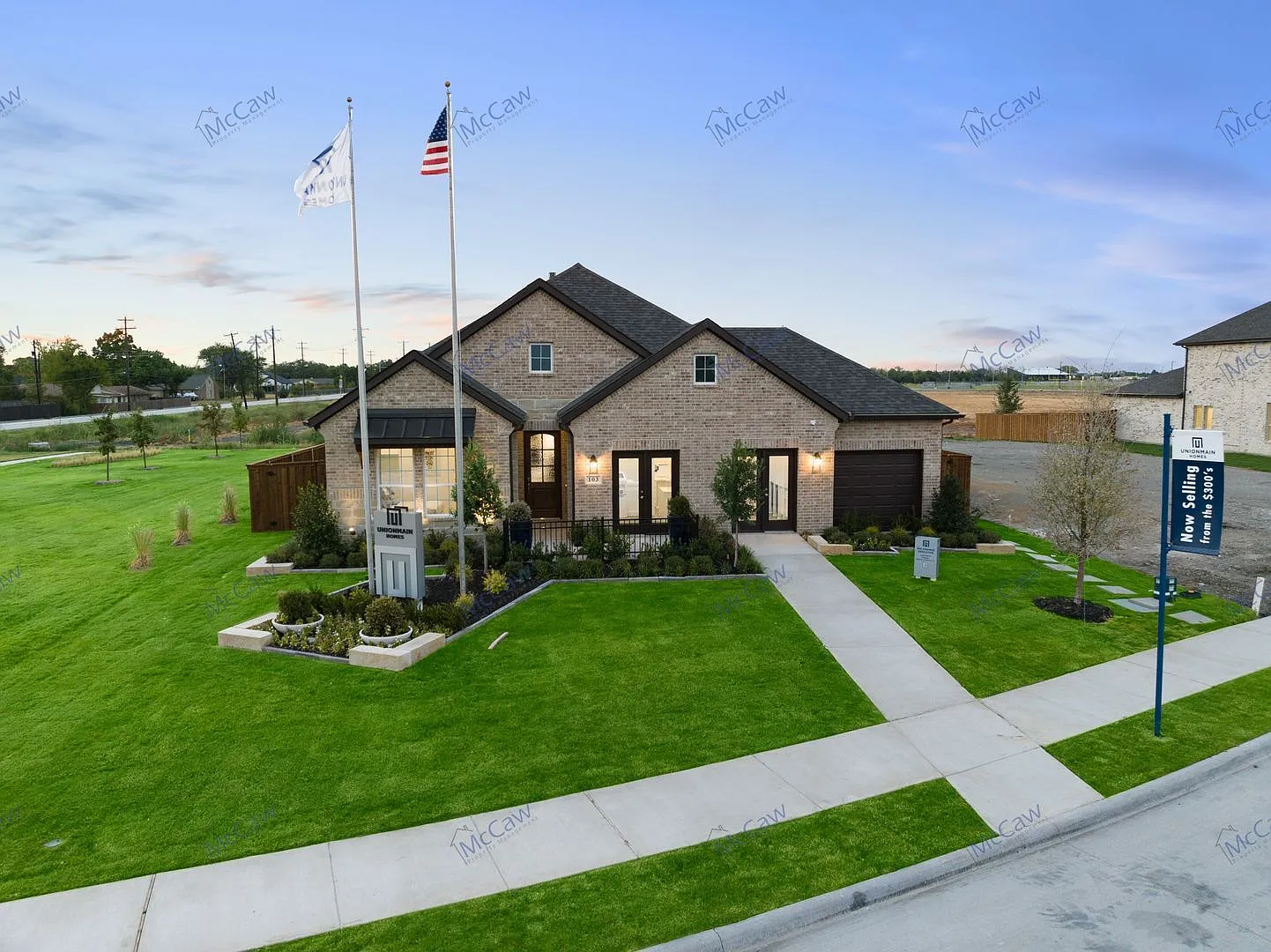 4 bed, 3.0 bath, 2406 sqft, $2,625 — Photo 2