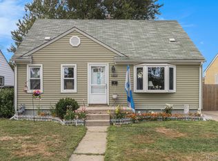 13480 Argyle St, Southgate, MI 48195