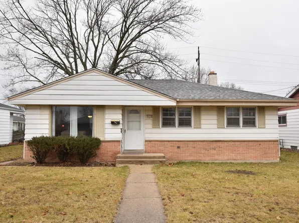 9008 West Palmetto AVENUE, Milwaukee, WI 53225