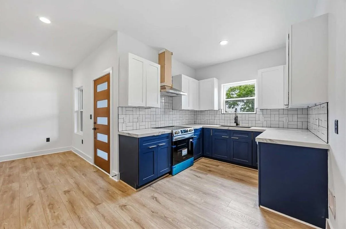 3 bed, 2.0 bath, 1300 sqft, $1,800 — Photo 4