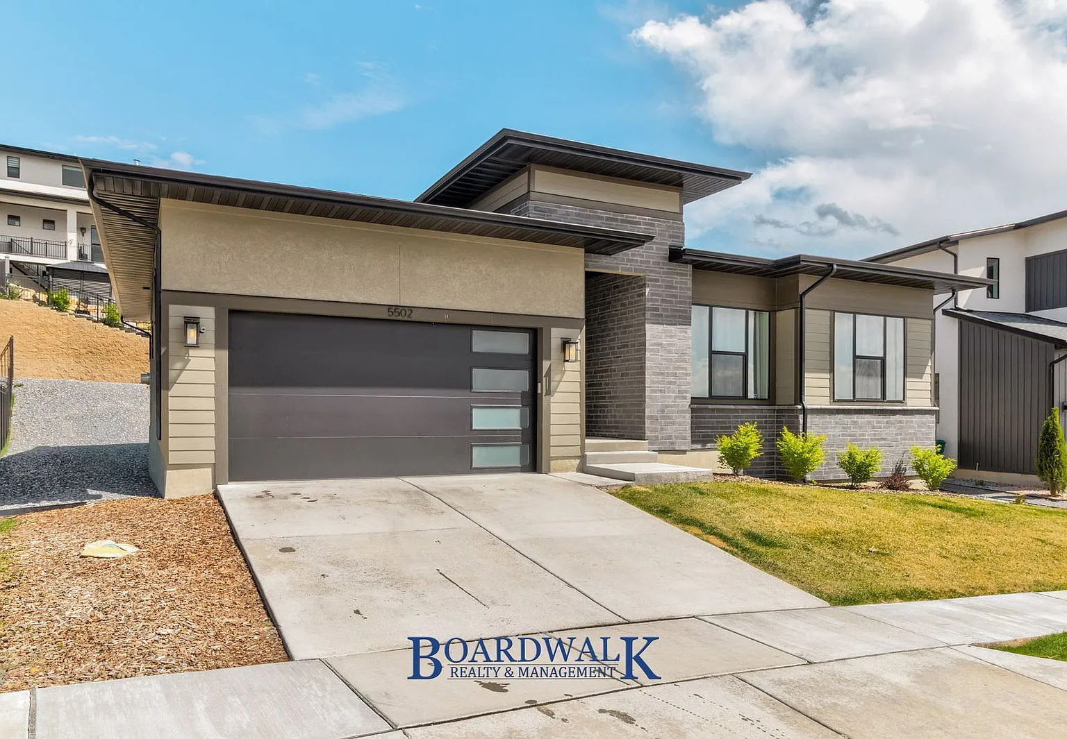 3 bed, 2.5 bath, 1897 sqft, $3,400 — Photo 2