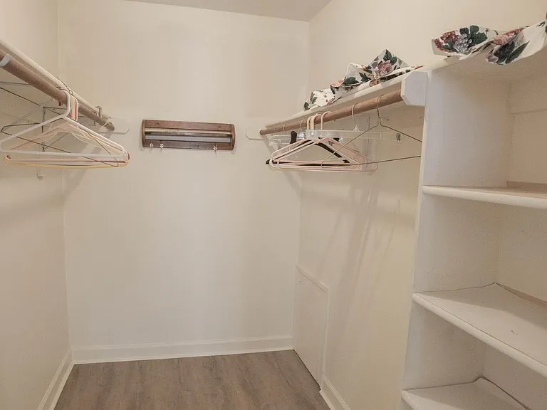 5556 Rivendell Pl — Photo 16