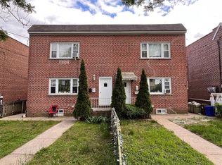2834 Harding Ave, Bronx, NY 10465