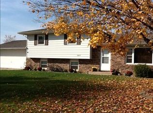 3605 Engel Dr, Valparaiso, IN 46383
