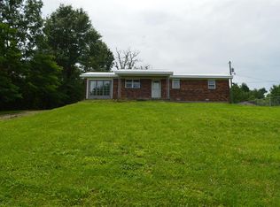 5457 Ky 906, Hustonville, KY 40437