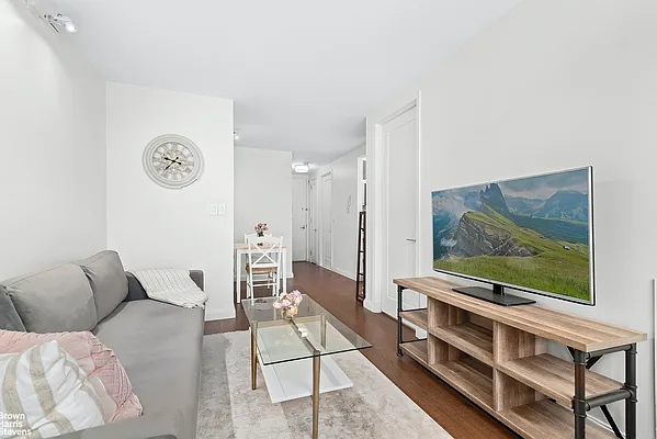 Rented by Brown Harris Stevens | media 15