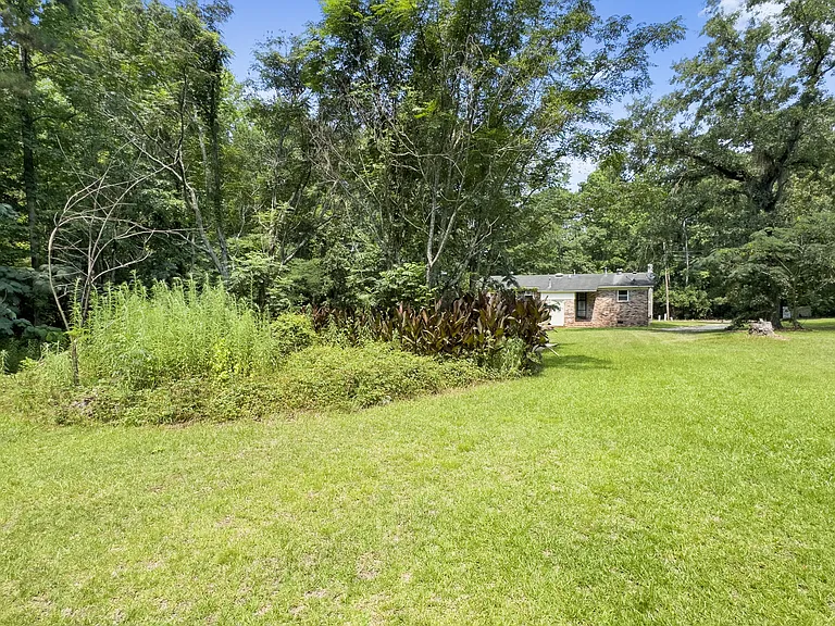 1137 Carter Rd — Photo 22