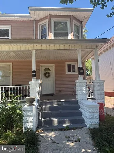 730 E Montrose St #2 Photo 1