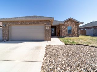 913 Almond Tree Ln, Clovis, NM 88101